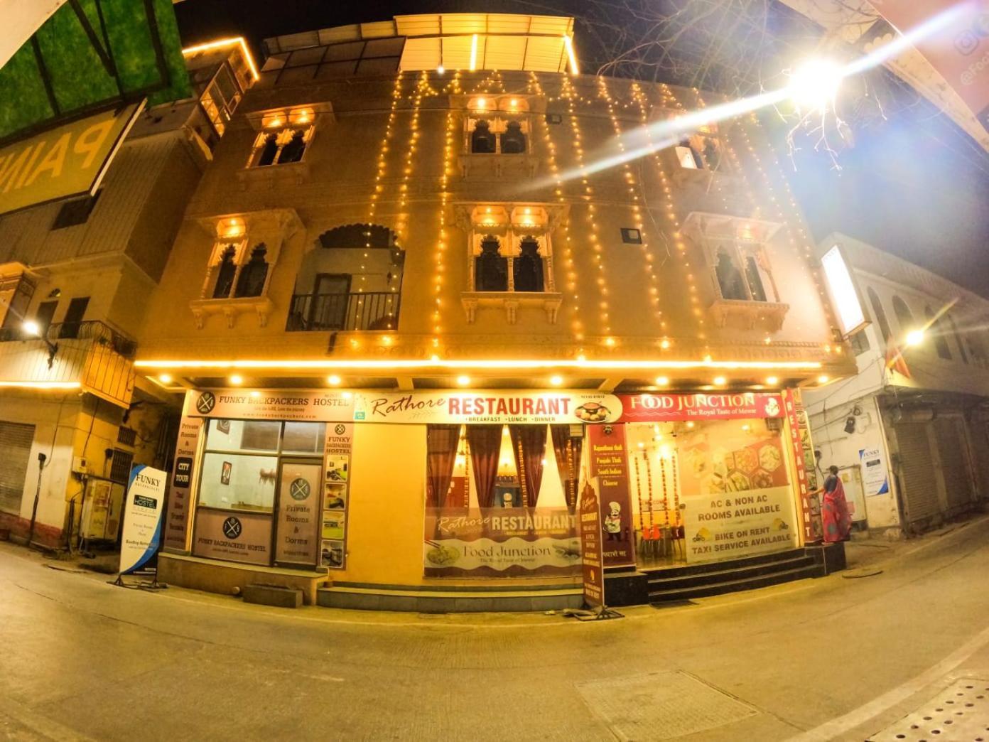 Funky Backpackers Hotell Udaipur Eksteriør bilde